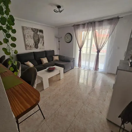 A Louer A 100m De La *